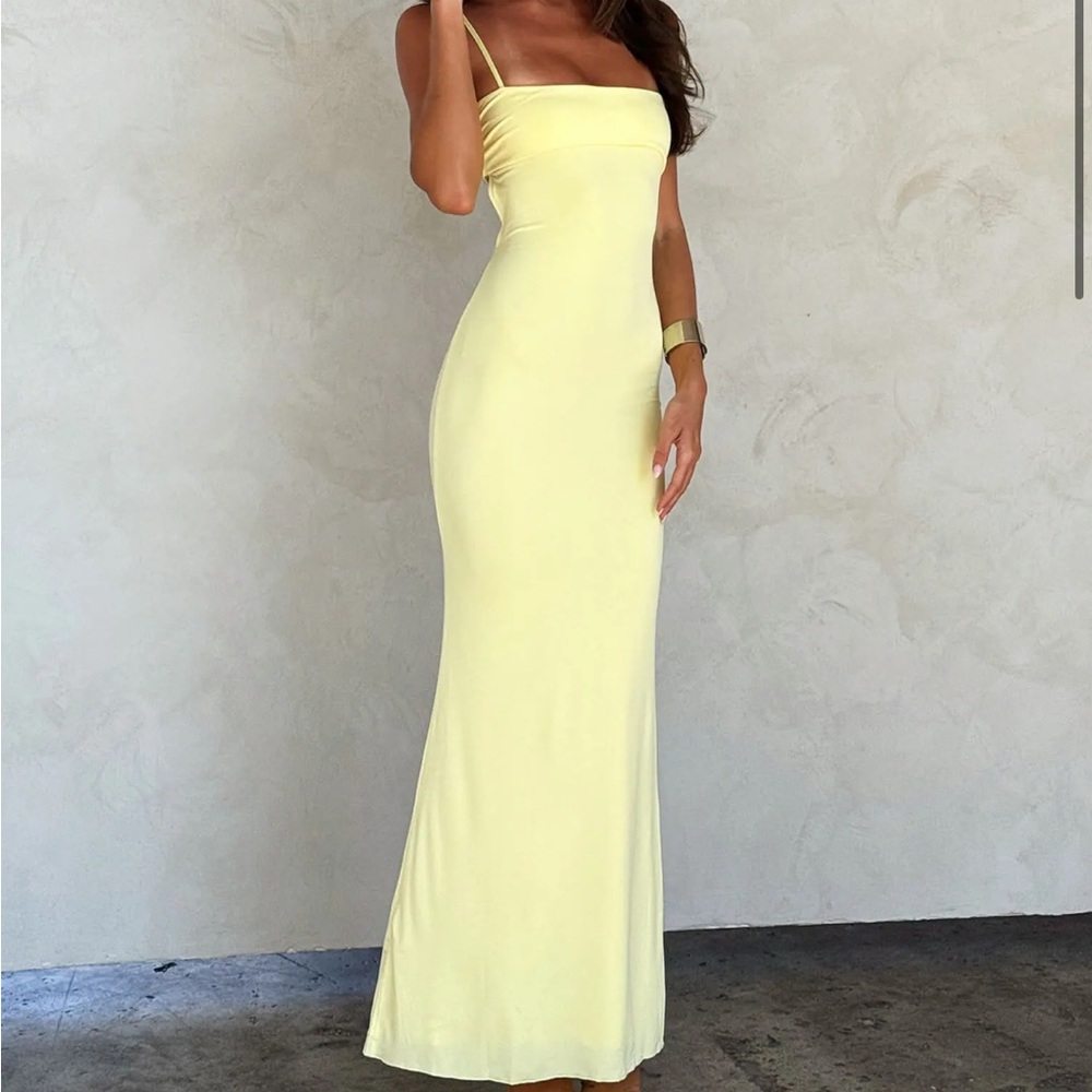 Elegant Yellow Maxi Dress